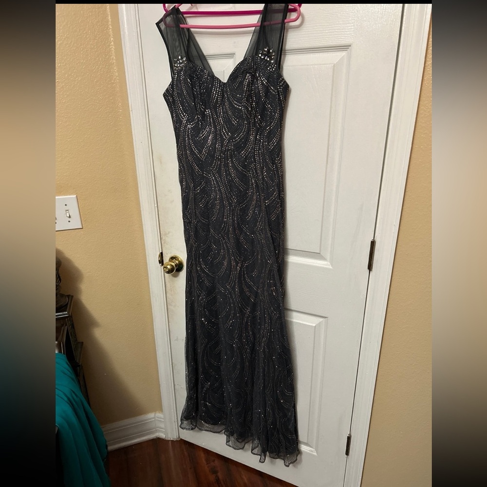 Elegant Black Evening dress